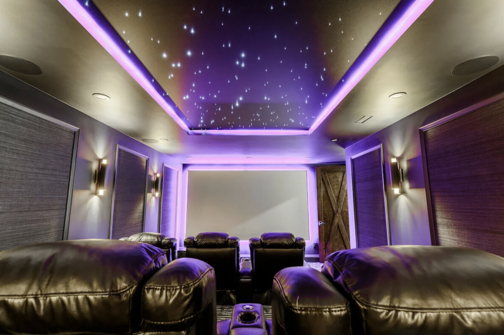 aside-from-theater-seats-screens-and-speakers-home-theaters-need-more-features-to-ensure-their-functionaliy-and-the-best-experience